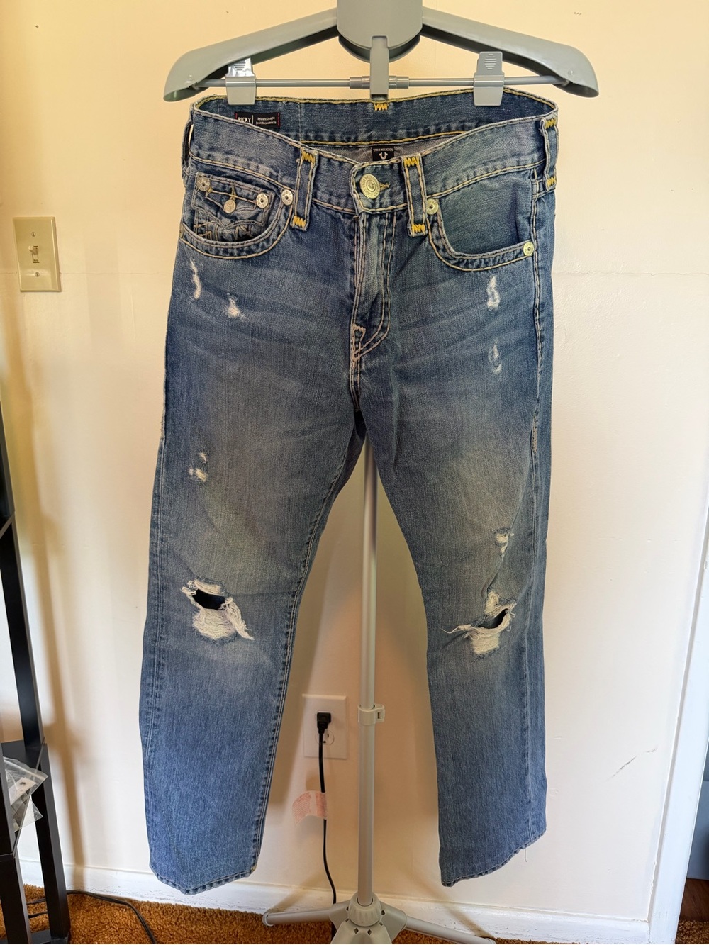 True Religion Ricky Relaxed Straight Jeans (Size 31)
